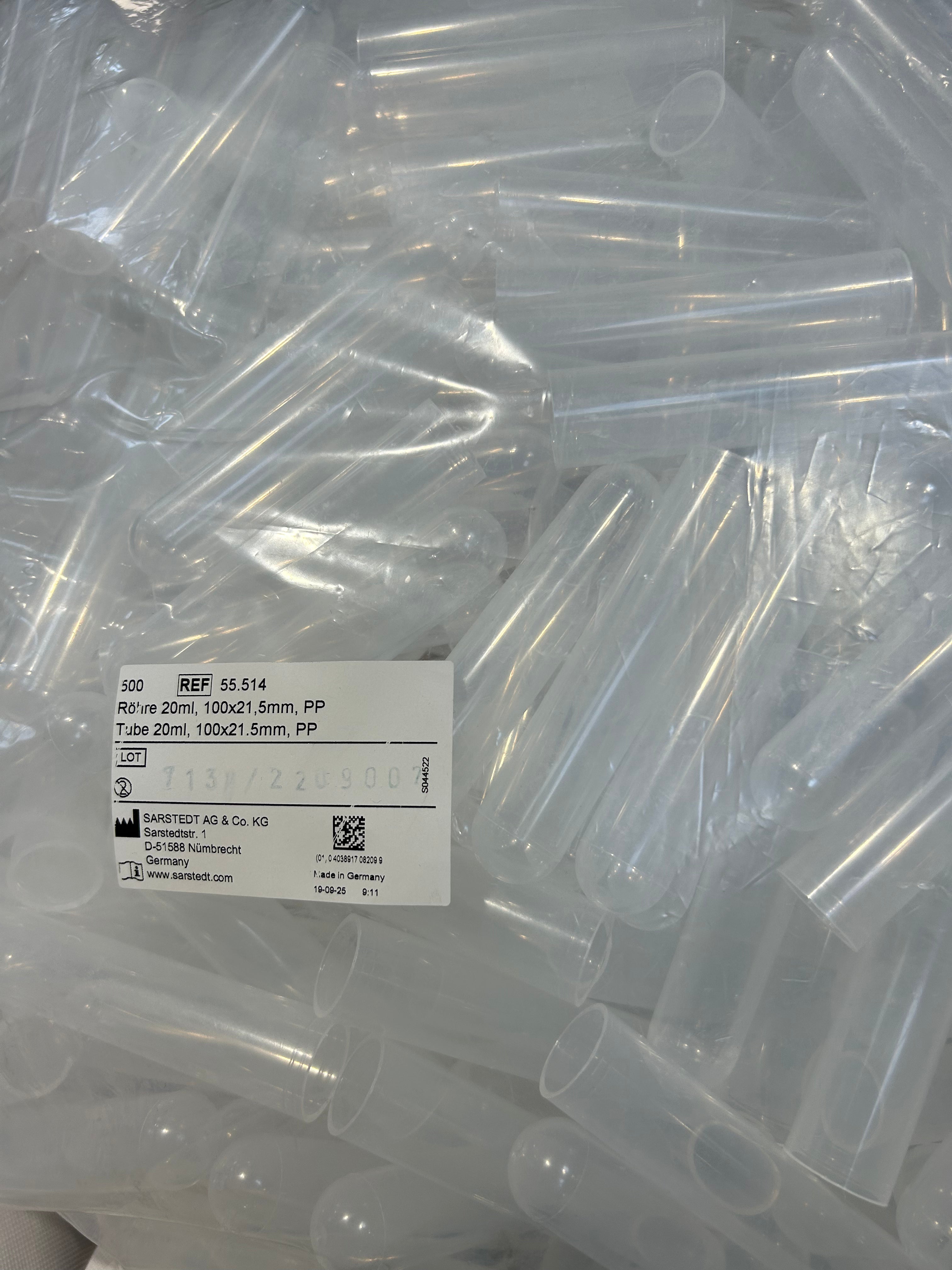 Photo of a pack of Tube with Plug 100x21 for 60-Positions Portoir 20mL (Pack of 500) HORIBA