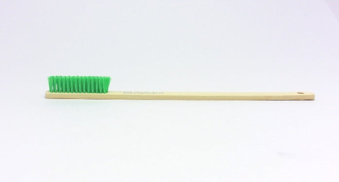Photo of the Nylon Brush HORIBA (side view)