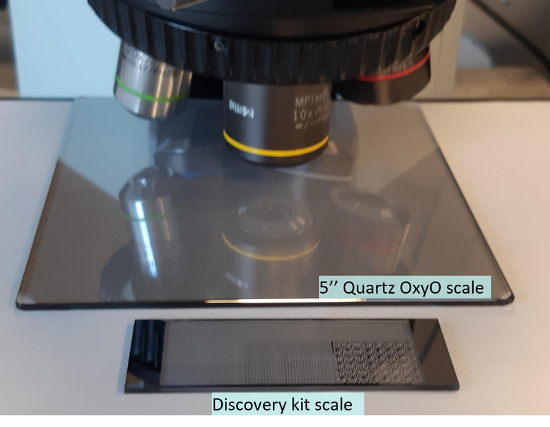 Photo of a nanoGPS-OxyO Microscope with a Mire (Quartz OxyO Scale) HORIBA